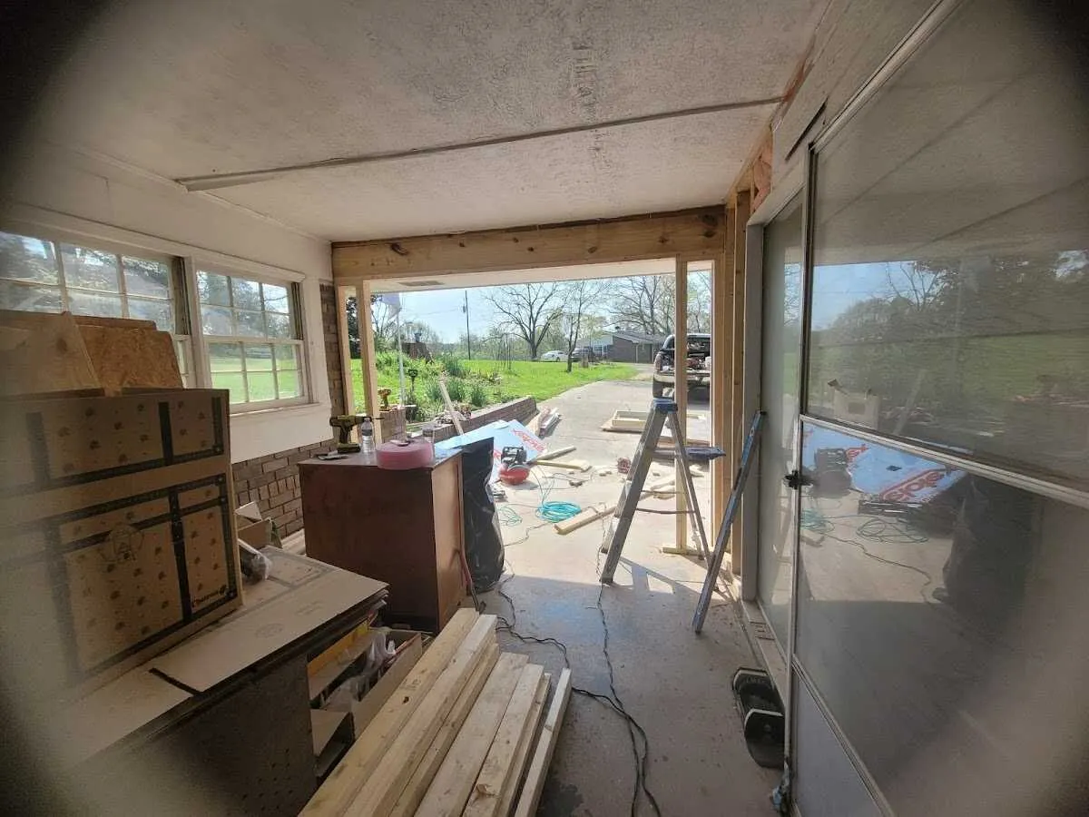 Air movers and dehumidifier for Drying & Dehumidification in Zion